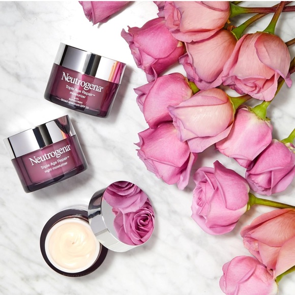 Neutrogena Triple Age Repair Daily Facial Moisturizer with SPF 25 Sunscreen - Picture 13 of 14